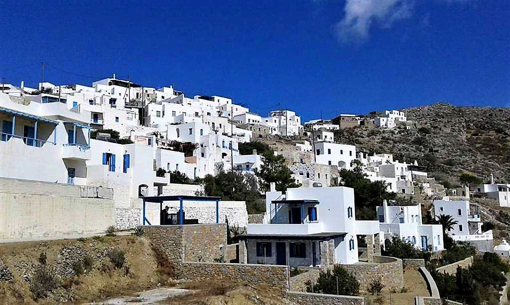 Αμοργός, παράθυρο στο φως του απέραντου αιγαιοπελαγίτικου γαλάζιου