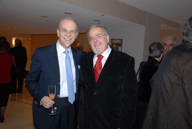 Ο Καθηγητής κ. Αντωναράκης, ο Έλληνας γενετιστής που ανακάλυψε την γενετική αλληλουχία που προκαλεί το σύνδρομο Down, φιλοξενείται στο Greek Radio and News FL, από τον Αχιλλέα Παπαδιονυσίου.