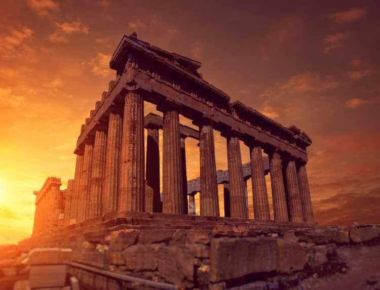 Ξαναχτύπα την πόρτα η Ελένη Κοτσάκι αποδίδοντας ανακριβείς κατηγορηματικά στοιχεία για την Ελλάδα