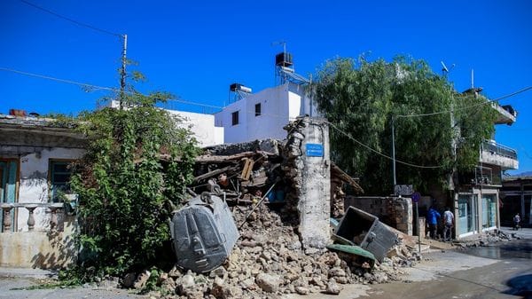 Καταστράφηκε όλο το χωριό Μια ισχυρή σεισμική δόνηση Ήταν η σειρά της Κρήτης, να περάσει μια νέα ακόμα δοκιμασία.