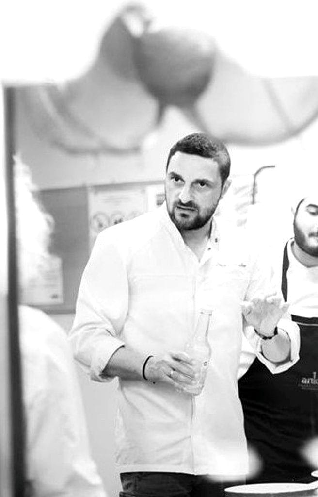 &Delta;&eta;&mu;ή&tau;&rho;&eta;&sigmaf; &Kappa;&omicron;&upsilon;&lambda;&lambda;&iota;ά&sigmaf;,chef