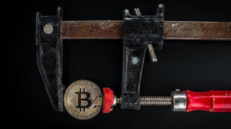 Evergrande 2021:H τιμή του bitcoin μειώθηκε 8.000 ευρώ