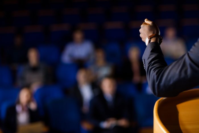 Στην Βουλή τα μέτρα στήριξης που ανακοίνωσε ο πρωθυπουργός στην ΔΕΘ