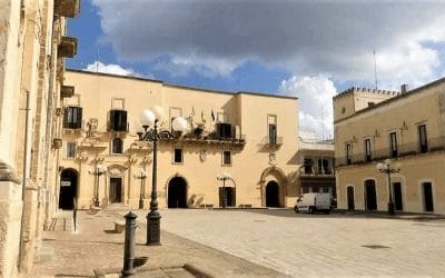 Taurisano στην Puglia, η πόλη του ταύρου τα «σπάει» με την γοητεία της