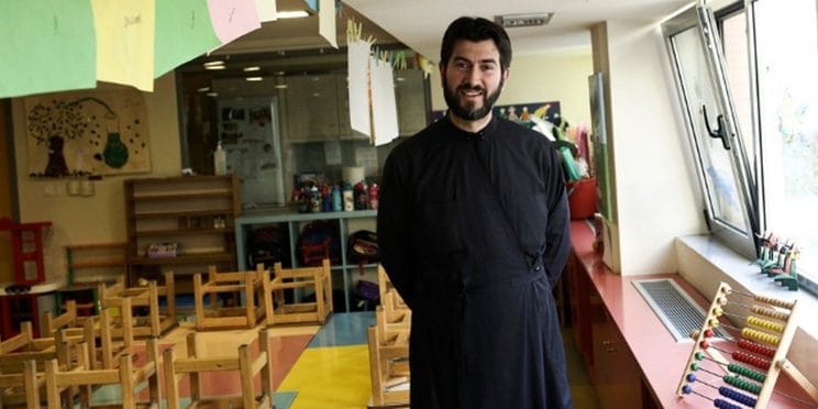 Ο Πάτερ Αντώνιος βραβεύτηκε ως καλύτερος Ευρωπαίος πολίτης μέσα απο τα έργα του