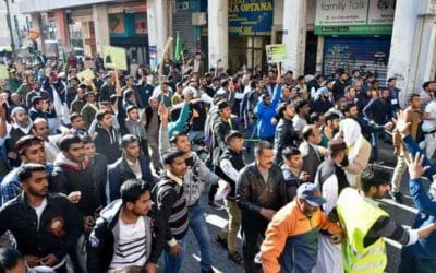 Η κυβέρνηση εμπαίζει το λαό. Μια πορεία χωρίς κορωνο-υστερία για το κασμίρ