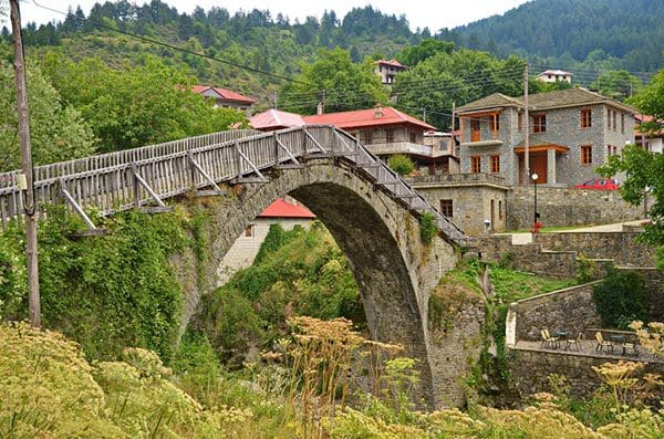 photo 001 vovousa bridge