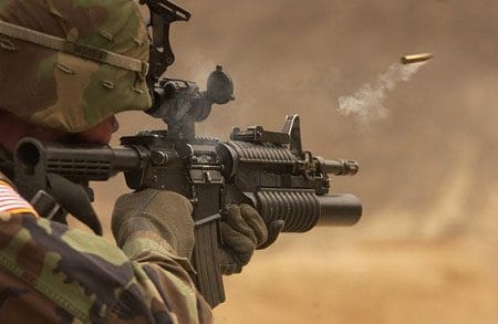 Ουκρανία: Δαπάνη ύψους 450 εκατ. για όπλα υπέρ της Ουκρανίας, αποφασίζει η Ε.Ε.