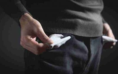 Η ελληνική οικονομία ξανά σε αδιέξοδο