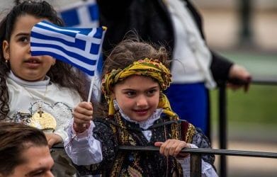 Εξ ενός αίματος, παν έθνος