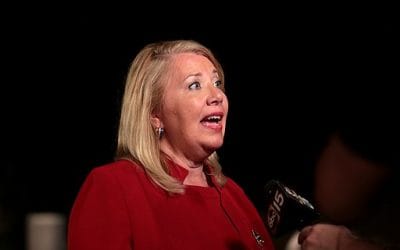 Debbie Lesko : Οι Ρεπουμπλικάνοι εισάγουν τη «Διακήρυξη των δικαιωμάτων των γυναικών» για την προστασία των βιολογικών γυναικών