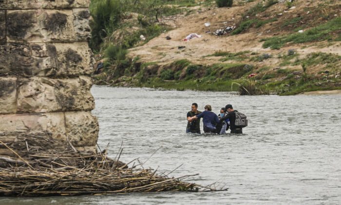 The number of suspected terrorists arrested at the US-Mexico border under Biden has increased