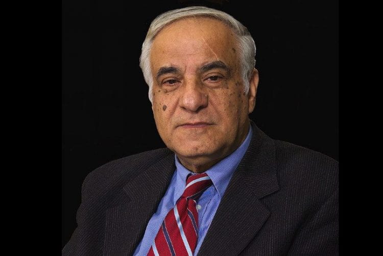 Πέθανε ο καθηγητής Διονύσης Σιμόπουλος