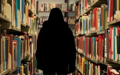 Φεύγει το παιδί για σπουδές: Τι μπορεί να κάνει εύκολο τον αποχωρισμό;