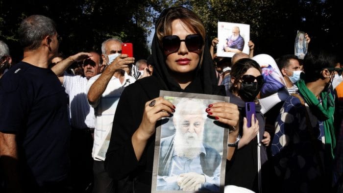 &kappa;&eta;&delta;&epsilon;ί&alpha; &tau;&omicron;&upsilon; &Iota;&rho;&alpha;&nu;&omicron;ύ &pi;&omicron;&iota;&eta;&tau;ή