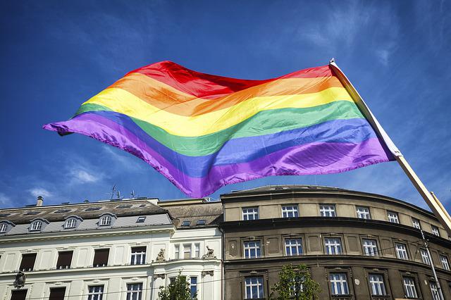 Ακραία επεισόδια στο Europride Βελιγραδίου