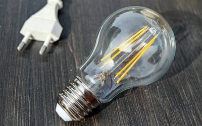 Κλιμακωτή επιδότηση και κίνητρα για την τιμή του ηλεκτρικού ρεύματος