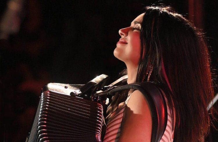 &Zeta;&omega;ή &Tau;&eta;&gamma;&alpha;&nu;&omicron;ύ&rho;&iota;&alpha;