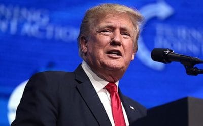 Ο Τραμπ προειδοποιεί ότι περισσότεροι παράνομοι μετανάστες θα περάσουν στις ΗΠΑ εάν οι Δημοκρατικοί ελέγξουν το Κογκρέσο μετά τις ενδιάμεσες εκλογές