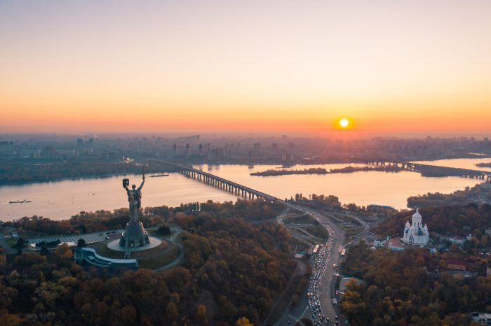 FM Dendias’ visit to Kiev included series of messages to several recipients