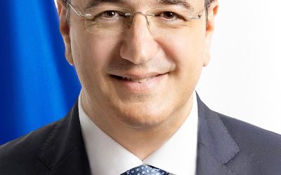 Έληξε η απαγόρευση εισόδου στην Σμύρνη για τον Απόστολο Τζιτζικώστα, αλλά το θέμα παραμένει