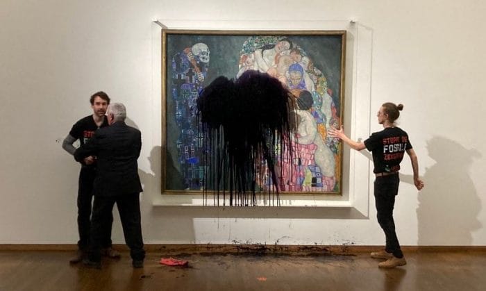 Η “τελευταία γενιά” δεν εκτιμά τα έργα τέχνης – Αναζητούν λύσεις καταστρέφοντάς τα