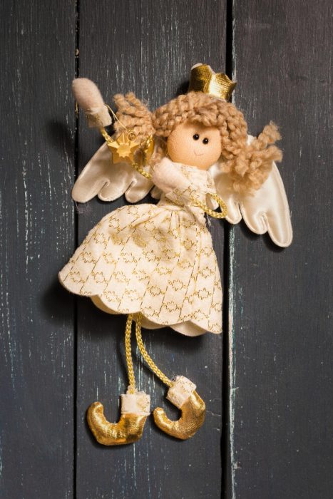 &Chi;&rho;&iota;&sigma;&tau;&omicron;ύ&gamma;&epsilon;&nu;&nu;&alpha;