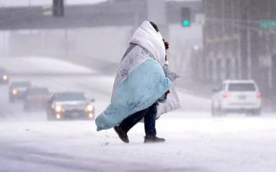 Συνεχίζεται η πρωτοφανής κακοκαιρία στις ΗΠΑ, δημιουργώντας τεράστια προβλήματα και θύματα