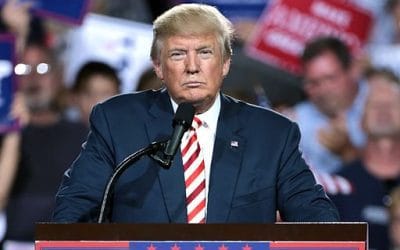 Ο Τράμπ δηλώνει αθώος για τα 34 κατηγορητήρια