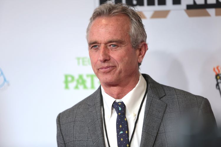 Robert F. Kennedy Jr. Says Mainstream Media Criticizes Him More Than Trump