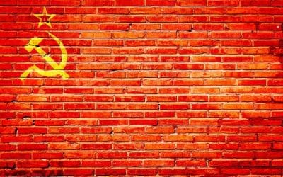 KKE, Μητσοτάκης και Λέσχη Μπίλντερμπεργκ. Τελικά είναι κομμουνιστικό το ΚΚΕ;