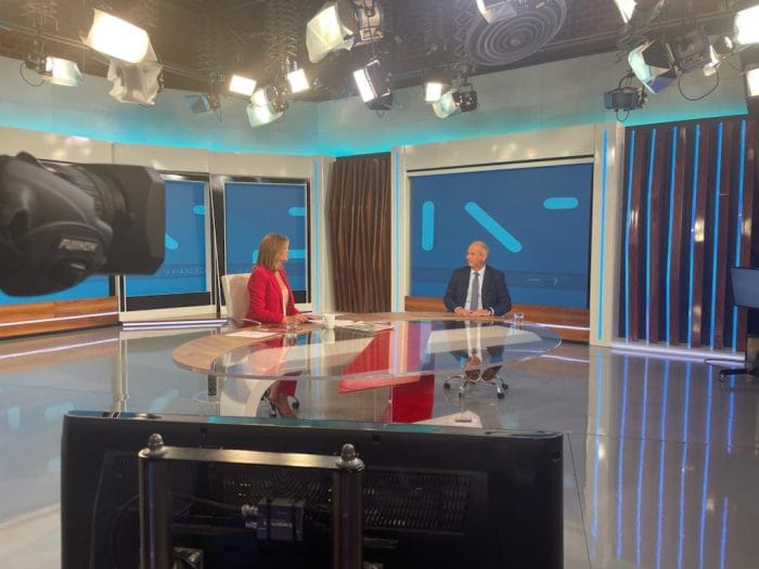 &Omicron;&iota;&kappa;&omicron;&nu;ό&mu;&omicron;&upsilon;