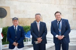 received 1049397282724124