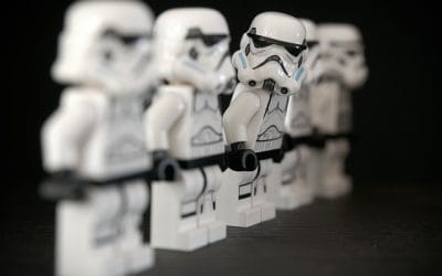 Περί ψεκασμένων και πειθαρχίας