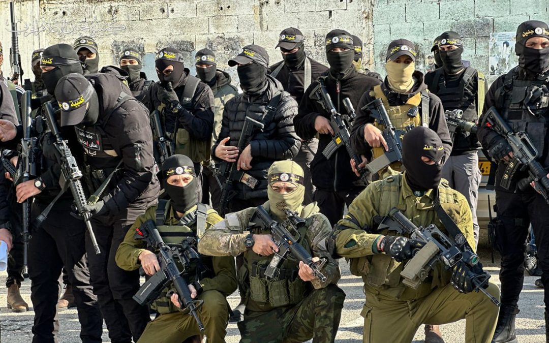 ΟΙ ΠΥΛΕΣ ΤΗΣ ΚΟΛΑΣΕΩΣ ΑΝΟΙΞΑΝ. ΠΟΙΑ ΕΙΝΑΙ Η ΧΑΜΑΣ ΚΑΙ ΤΙ ΠΙΣΤΕΥΟΥΝ.