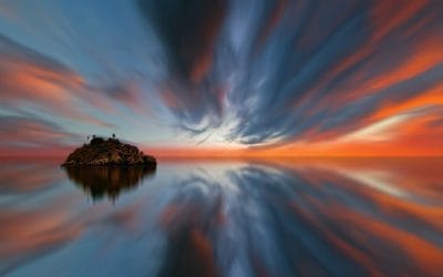 ΑΝΑΜΕΣΑ ΣΕ ΤΡΕΙΣ ΠΑΤΡΙΔΕΣ