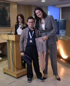 vasilis ntatis 11xronos ellinas 8211 8220ainstain8221 kerdise metallio stin pagkosmia olimpiada rompotikis 4