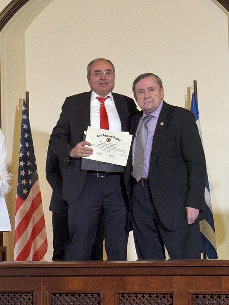 Η Αμερικανική Λεγεώνα απένειμε τιμητική διάκριση στον Αναπληρωτή Καθηγητή Γιώργο Ατσαλάκη: