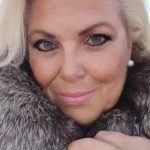 <a href="https://www.greekradiofl.com/author/e-karagianni/" target="_self">Έλενα Καραγιάννη</a>