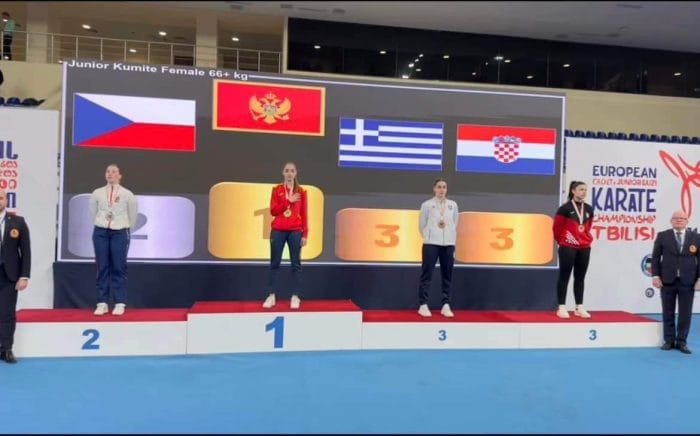 &Mu;&alpha;&rho;ί&alpha; &Alpha;&nu;&alpha;&sigma;&tau;&alpha;&sigma;ί&omicron;&upsilon;