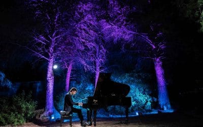 ΟΛΗ Η ΠΟΛΗ ΜΙΑ ΤΕΡΑΣΤΙΑ ΣΥΝΑΥΛΙΑΚΗ ΑΙΘΟΥΣΑ ΑΦΙΕΡΩΜΕΝΗ ΣΤΟ ΠΙΑΝΟ… ΓΙΑ 2η ΧΡΟΝΙΑ!