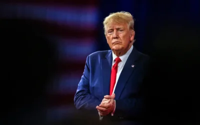 Βλοσυρός στο Δικαστήριο: Η Ανακριτική Ποινή του Ντόναλντ Τραμπ θεωρείται «Επίθεση κατά της Αμερικής»