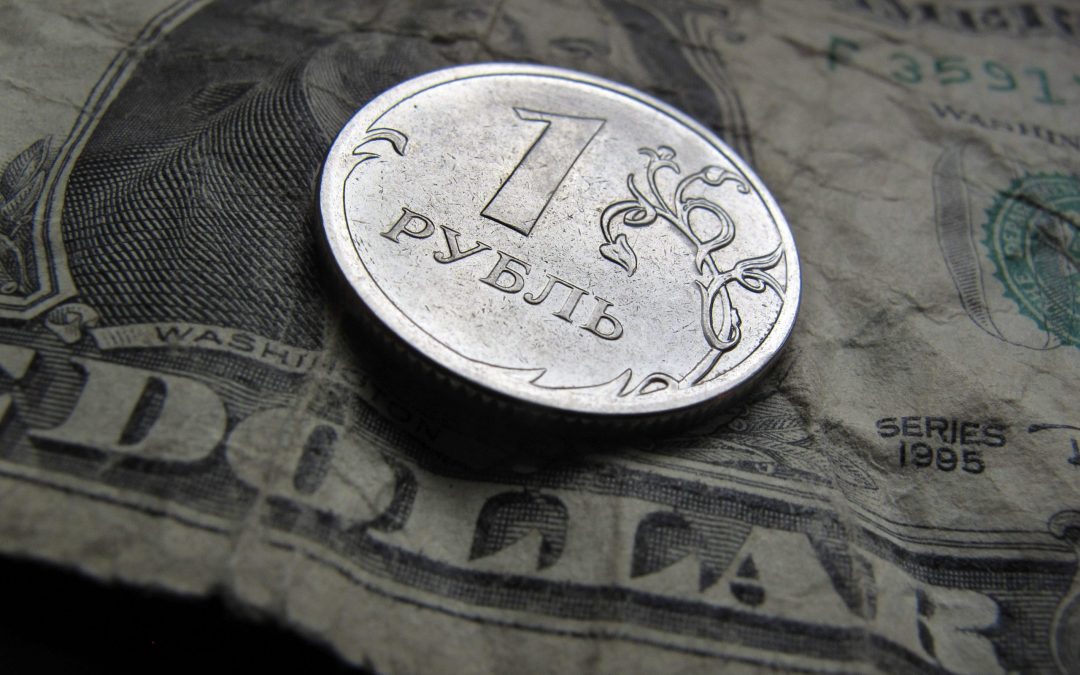 Η Μόσχα Σταματάει τις Συναλλαγές σε Δολάρια και Ευρώ: Οι Πηγές και οι Επιπτώσεις