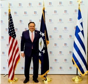 Ο Κυριάκος Μαριδάκης επίσημος καλεσμένος στην δεξίωση της Αμερικανικής Πρεσβείας για την Ημέρα Ανεξαρτησίας των ΗΠΑ 1 Screenshot 20240717 104410 YouCam Perfect