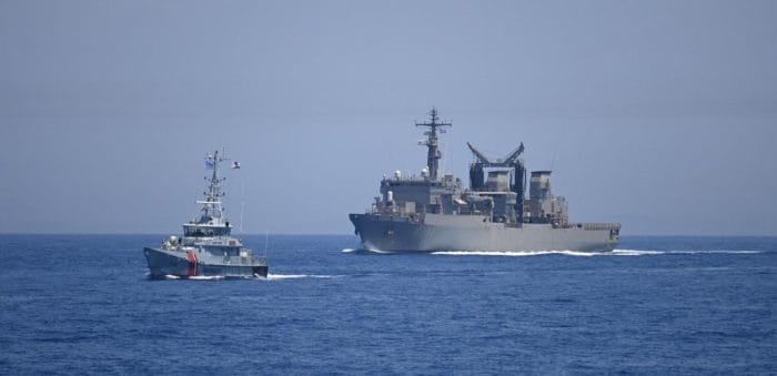 Ά&tau;&upsilon;&pi;&omicron;&sigmaf; &pi;ό&lambda;&epsilon;&mu;&omicron;&sigmaf; &kappa;&alpha;&iota; ό&chi;&iota; &pi;&rho;ό&kappa;&lambda;&eta;&sigma;&eta; &tau;&omicron; &epsilon;&pi;&epsilon;&iota;&sigma;ό&delta;&iota;&omicron; &sigma;&tau;&eta;&nu; &Kappa;ά&sigma;&omicron;