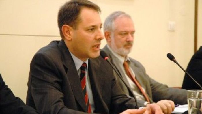 Ο Δρ. Μελέτης Μελετόπουλος Σχολιάζει την Πολυεπίπεδη Κρίση των Δυτικών Κοινωνιών: Μετανάστευση, Πολιτικές Αλλαγές και ο Ρόλος της Ελλάδας