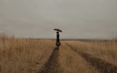 ΑΝΑΜΕΣΑ ΣΕ ΔΥΟ ΜΗΤΕΡΕΣ (ΠΑΤΡΙΔΕΣ)