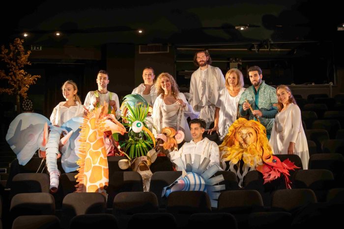 «ΜΟΤΣΑΡΤ, Ο ΜΑΓΙΚΟΣ ΑΥΛΟΣ» του Βόλφγκανγκ Αμαντέους Μότσαρτ Στο ΘΕΑΤΡΟ ΚΙΒΩΤΟΣ «ΜΟΤΣΑΡΤ, Ο ΜΑΓΙΚΟΣ ΑΥΛΟΣ» του Βόλφγκανγκ Αμαντέους Μότσαρτ Στο ΘΕΑΤΡΟ ΚΙΒΩΤΟΣ