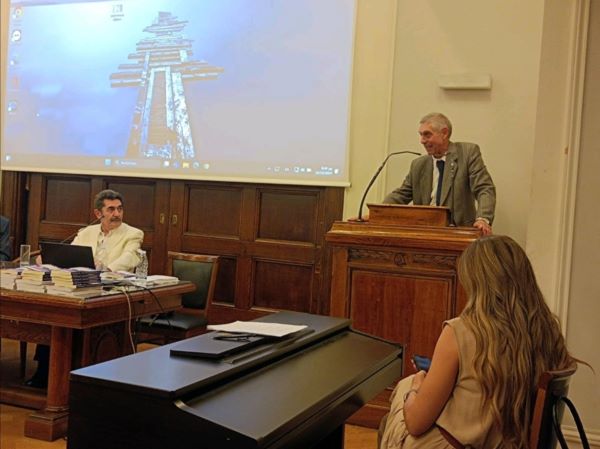 ace7d8dc eab0 43c4 9dbd f7a3375d9f4e 1