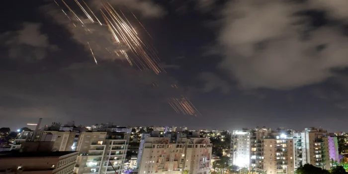 Το Ισραήλ βομβαρδίζει το Ιράν: Αποστολή εξετελέσθη ανακοινώνει